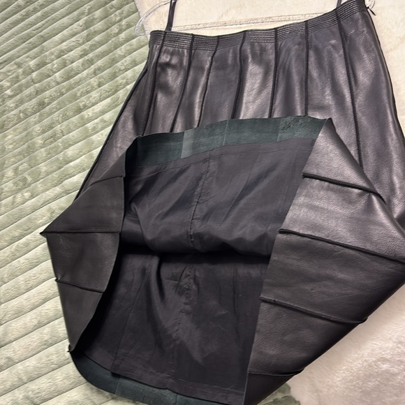 INC BLACK LEATHER SKIRT - Picture 4 of 7